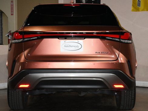 Used 2025 Lexus RX 350 Premium Plus w/ Convenience Package FWD image 2