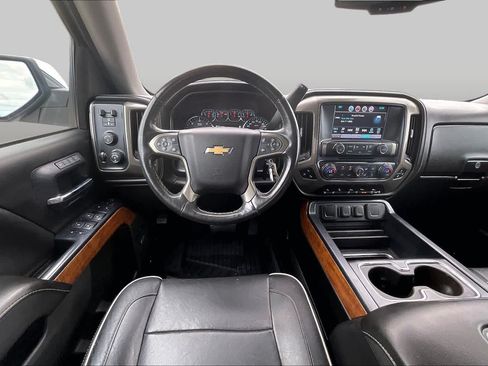 Used 2018 Chevrolet Silverado 1500 High Country AWD/4WD image 6