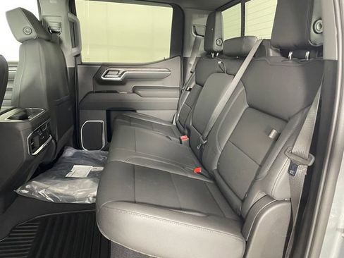 New 2026 Chevrolet Silverado 1500 LTZ w/ LTZ Premium Package AWD/4WD image 13