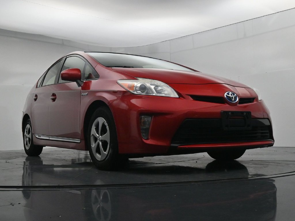 Used 2012 Toyota Prius Three w/ Solar Roof Pkg FWD image 33