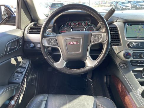 Used 2018 GMC Yukon XL SLT image 12