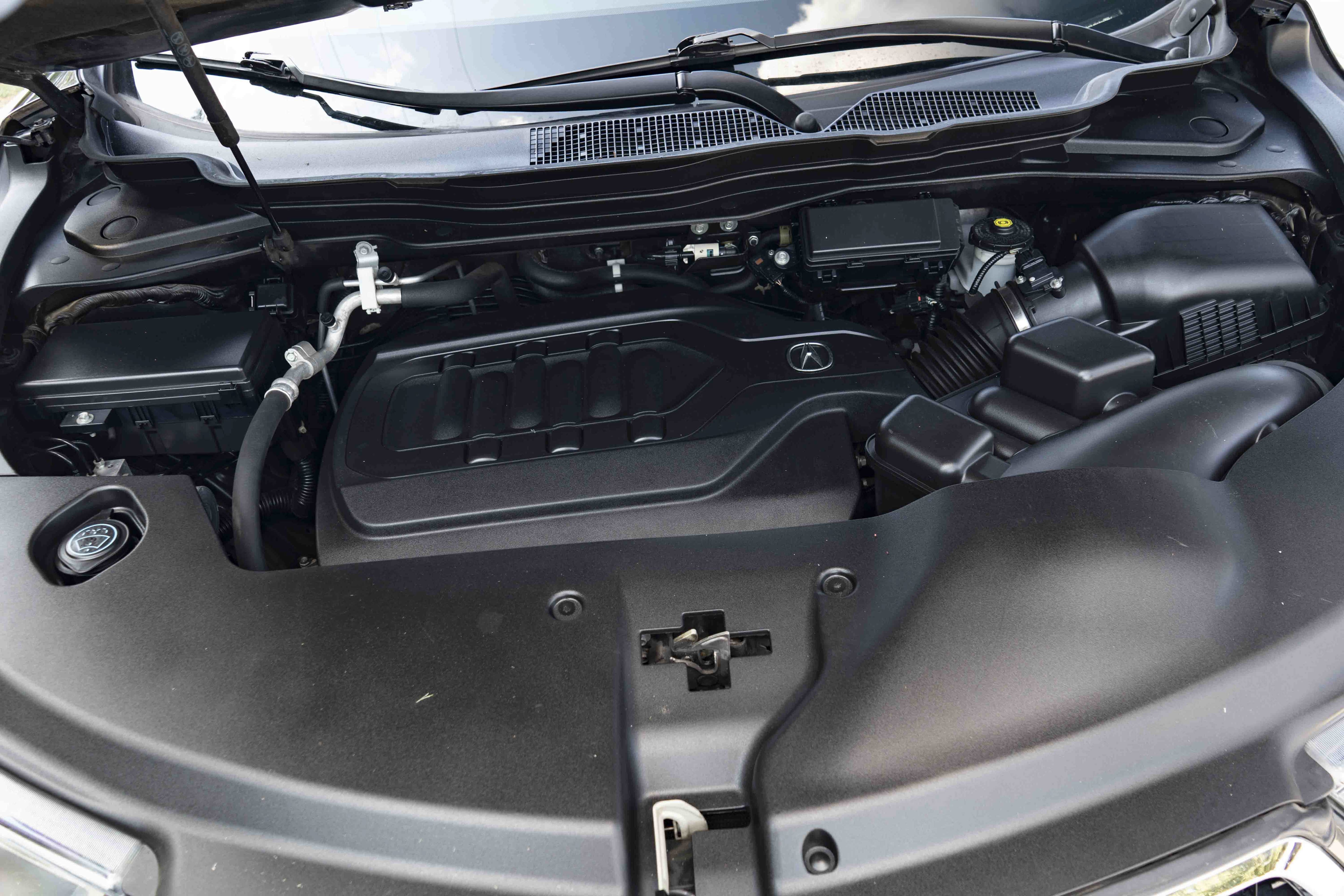 Used 2018 Acura MDX w/ Advance Package FWD image 45