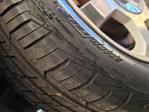 Used 2004 Cadillac CTS 3.6 w/ Preferred Equipment Group image 25