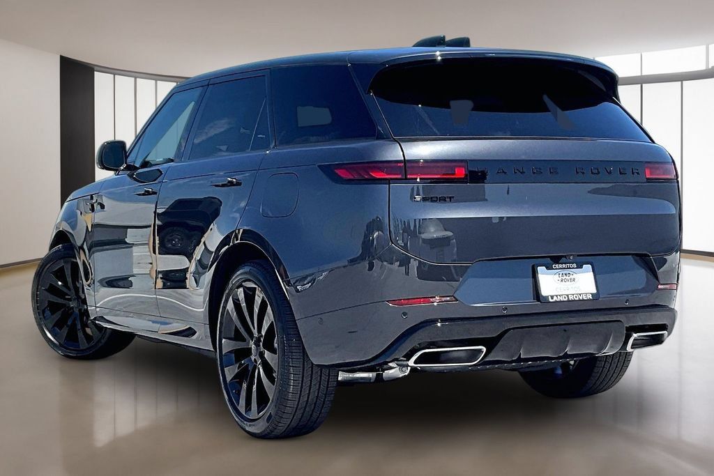 New 2026 Land Rover Range Rover Sport Dynamic SE AWD/4WD image 3