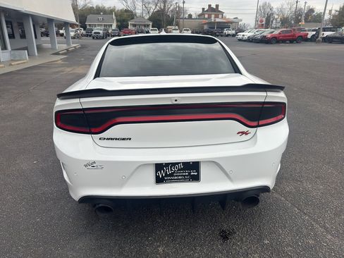 Used 2018 Dodge Charger R/T Scat Pack image 8