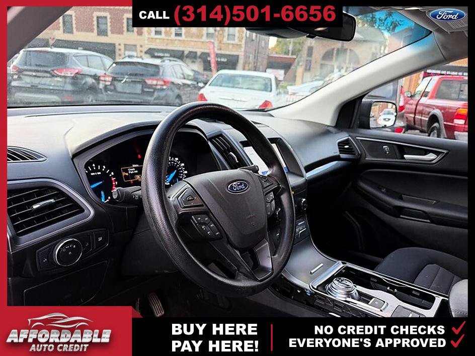 Used 2020 Ford Edge SE FWD image 9