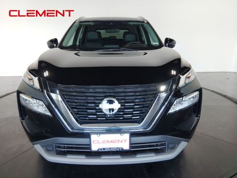 Used 2023 Nissan Rogue SV w/ SV Premium Package image 2