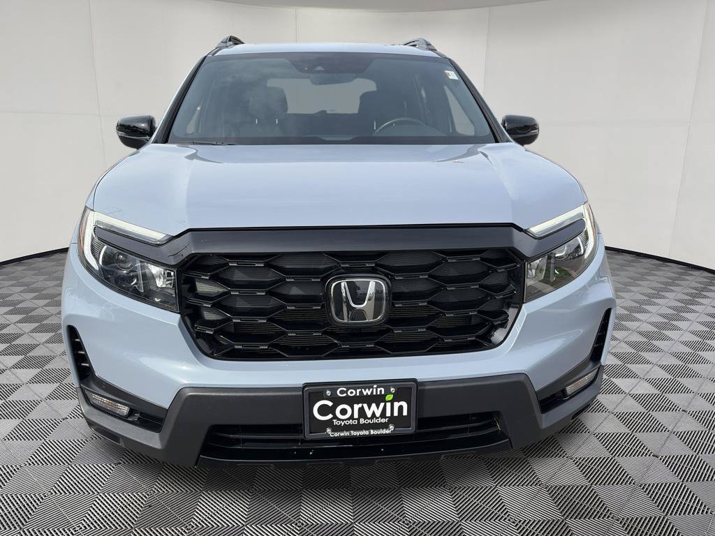Used 2023 Honda Passport Elite image 2