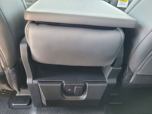 New 2025 Ford F550 4x4 SuperCab Super Duty image 26