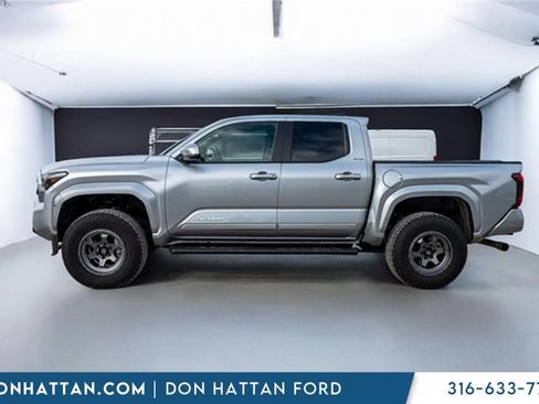 Used 2024 Toyota Tacoma SR5 image 2