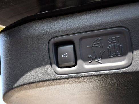 Used 2023 Lincoln Navigator L Reserve image 31