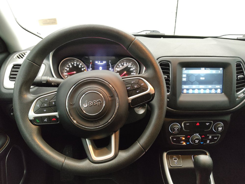 Used 2020 Jeep Compass Sport FWD image 22