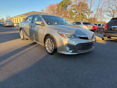 Used 2014 Toyota Avalon XLE Touring image 1