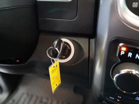 Used 2022 RAM 1500 Classic Warlock AWD/4WD image 18