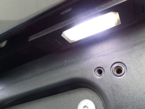 Used 2007 BMW M6 2dr Cpe M6 image 35