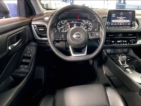 Used 2023 Nissan Rogue SV w/ SV Premium B Package AWD/4WD image 18
