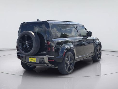 Used 2022 Land Rover Defender 110 X-Dynamic HSE AWD/4WD image 8