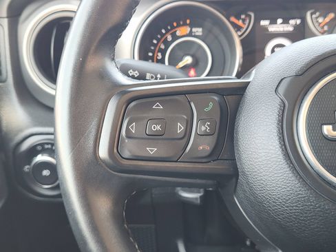 Used 2022 Jeep Wrangler Sport AWD/4WD image 26