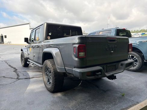 Used 2021 Jeep Gladiator Sport AWD/4WD image 5