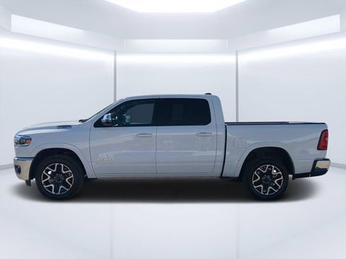Used 2025 RAM 1500 Laramie AWD/4WD image 6
