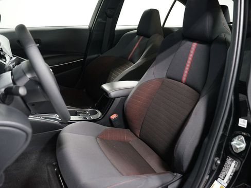 Certified 2024 Toyota Corolla SE image 27