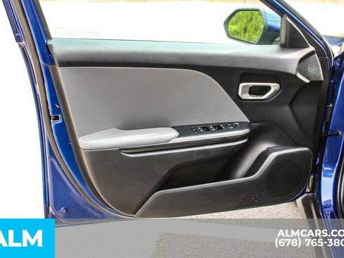 Used 2025 Kia K4 FWD image 36