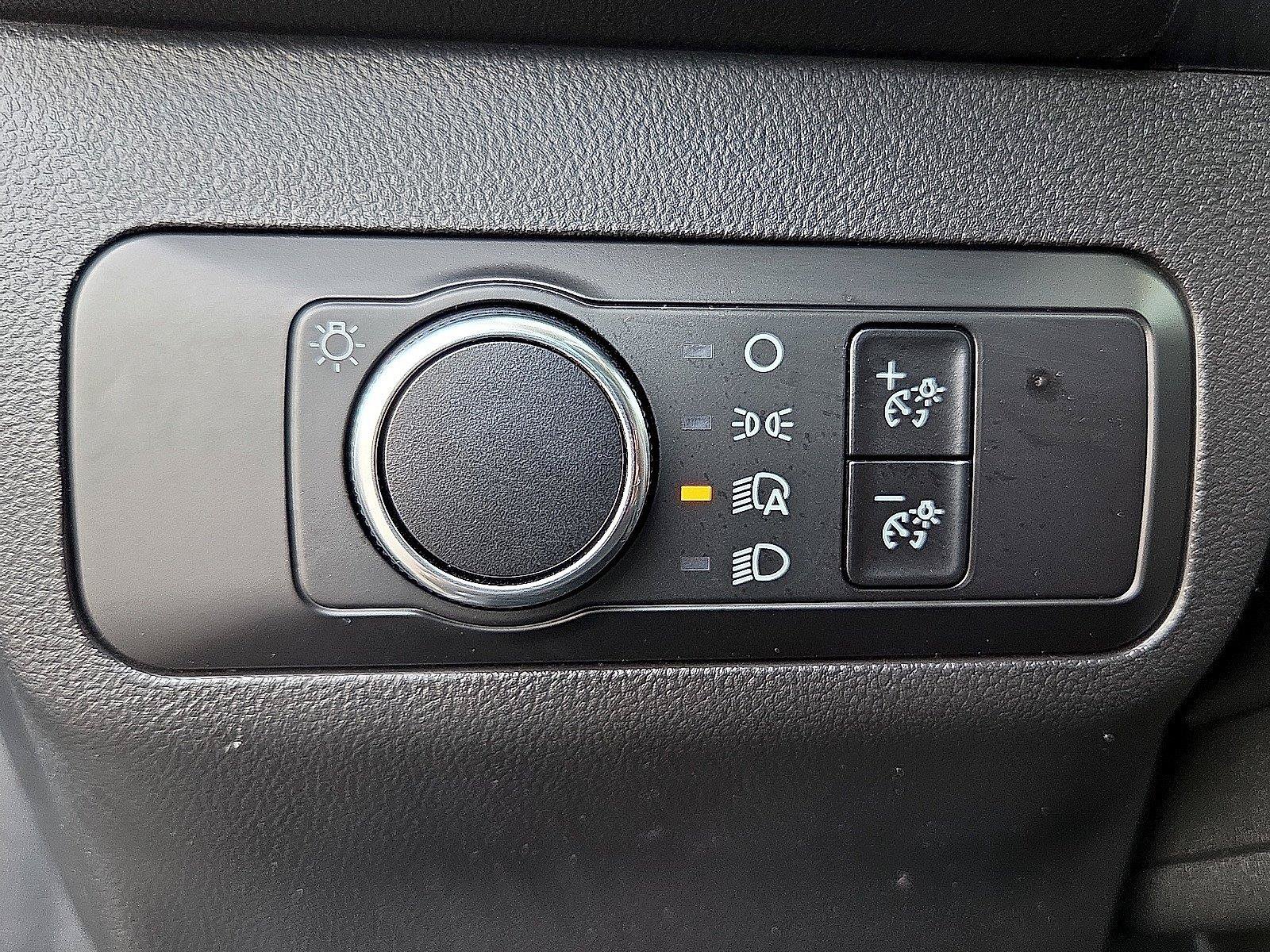 Used 2025 Ford Escape Active AWD/4WD image 23