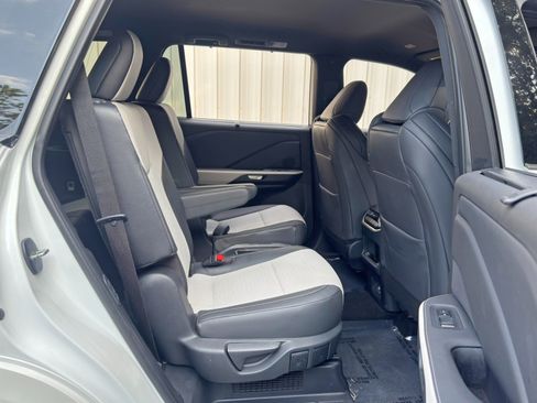 Used 2024 Lexus TX 500h AWD w/ Technology Package image 43
