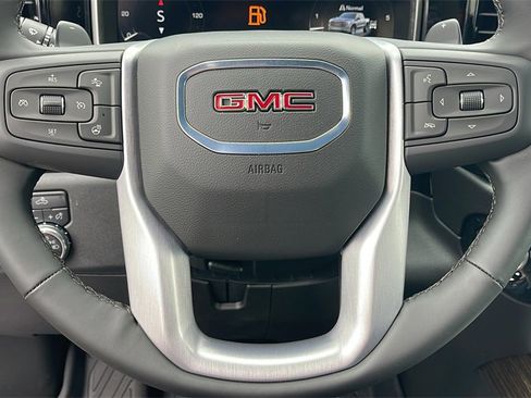 New 2026 GMC Sierra 1500 Elevation image 22