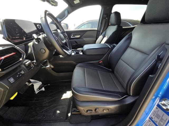 Certified 2026 Chevrolet Silverado EV Trail Boss AWD/4WD image 3