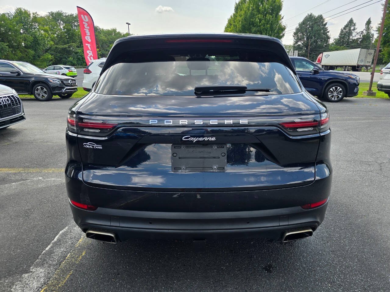 Used 2019 Porsche Cayenne AWD/4WD image 4