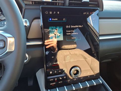 New 2026 GMC Terrain Elevation w/ Elevation Premium Package image 13