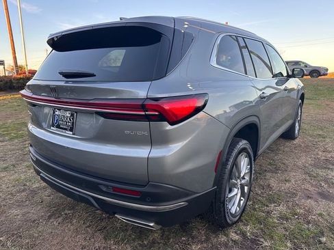 New 2025 Buick Enclave Preferred w/ Power Package image 11