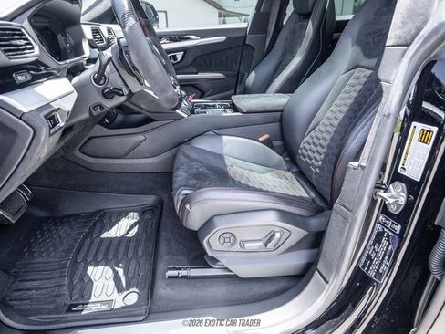 Used 2021 Lamborghini Urus AWD/4WD image 39