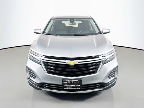 Used 2023 Chevrolet Equinox LT w/ Driver Convenience Package FWD image 2