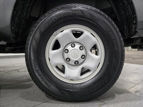 Used 2023 Toyota Tacoma SR image 23