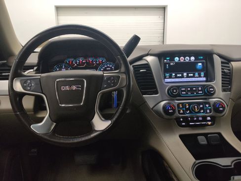 Used 2019 GMC Yukon SLE w/ SLE Value Package image 22