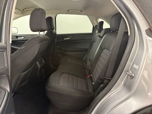 Used 2023 Ford Edge SE image 14
