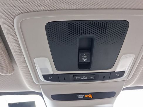 Used 2023 Honda HR-V EX-L image 28