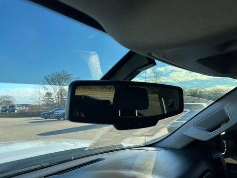 Used 2018 GMC Sierra 2500 SLE w/ SLE Preferred Package image 23