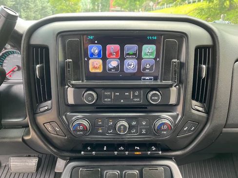 Used 2017 Chevrolet Silverado 1500 LT w/ All Star Edition AWD/4WD image 17