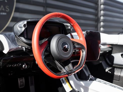 Used 2021 McLaren Elva image 47