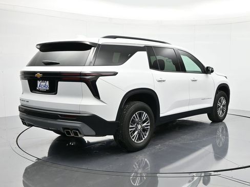 Certified 2025 Chevrolet Traverse LT image 6