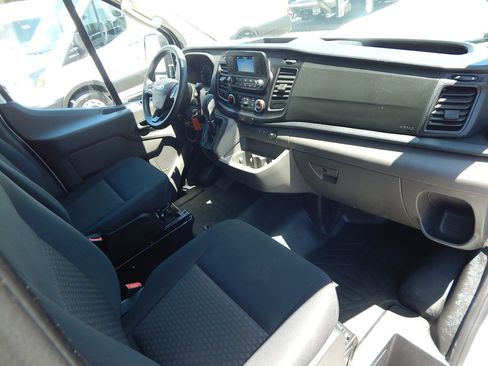 Used 2025 Ford Transit 250 Low Roof w/ Exterior Upgrade Package RWD image 16