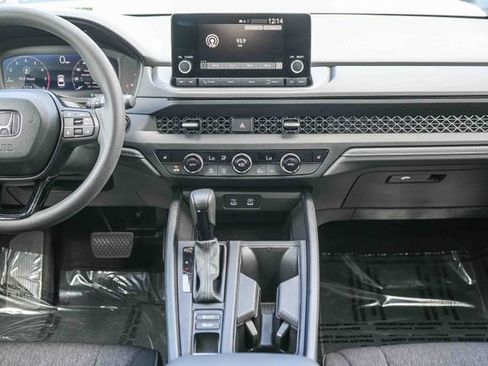 Used 2024 Honda Accord EX image 15