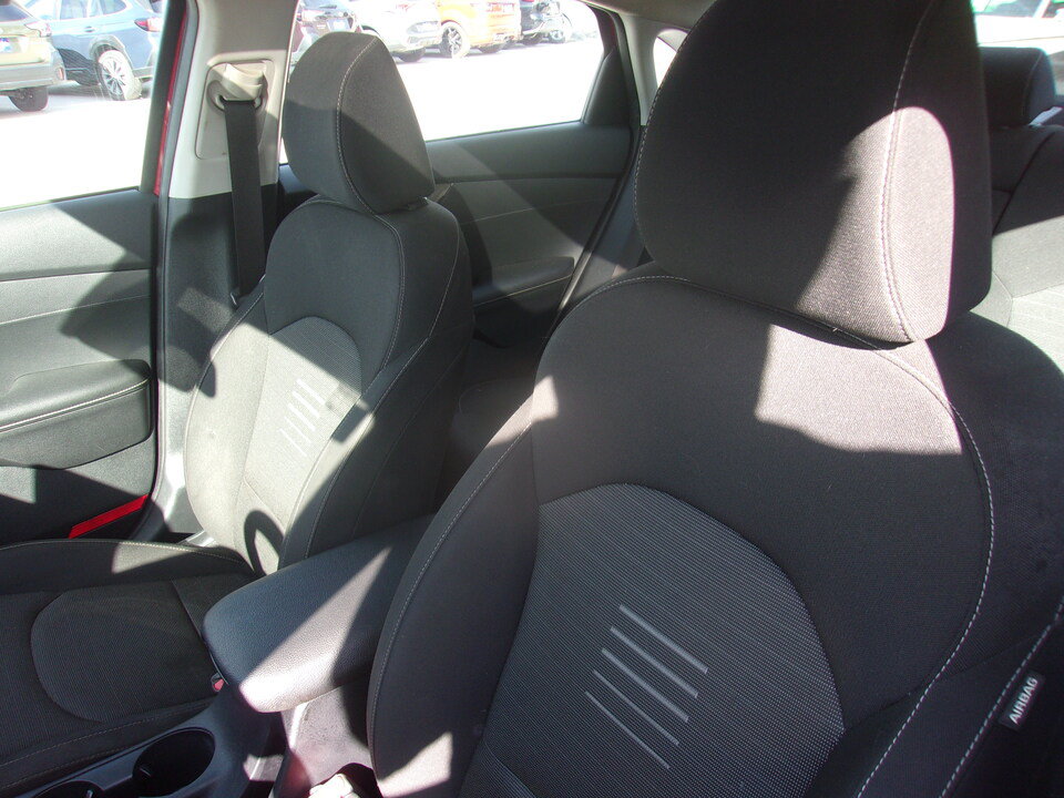 Used 2019 Kia Forte S w/ S Premium Package FWD image 8