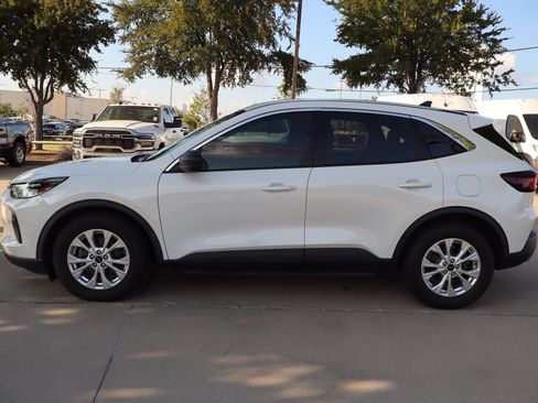 Used 2023 Ford Escape Active FWD image 7
