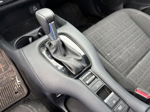 Used 2023 Honda HR-V LX image 19