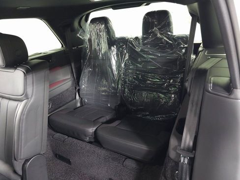 Used 2025 Land Rover Range Rover Long Wheelbase SE image 40