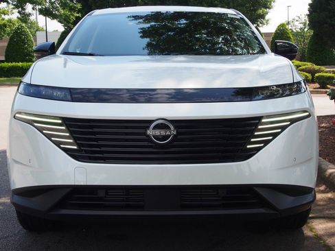 Used 2025 Nissan Murano SL image 2